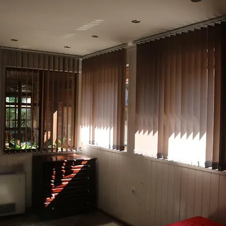 Garden House Sarafovo Villa *